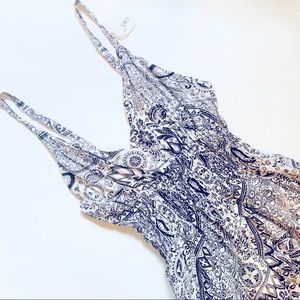 🌴 Made in Bali- NEW Paisley Summer Dress 🌴